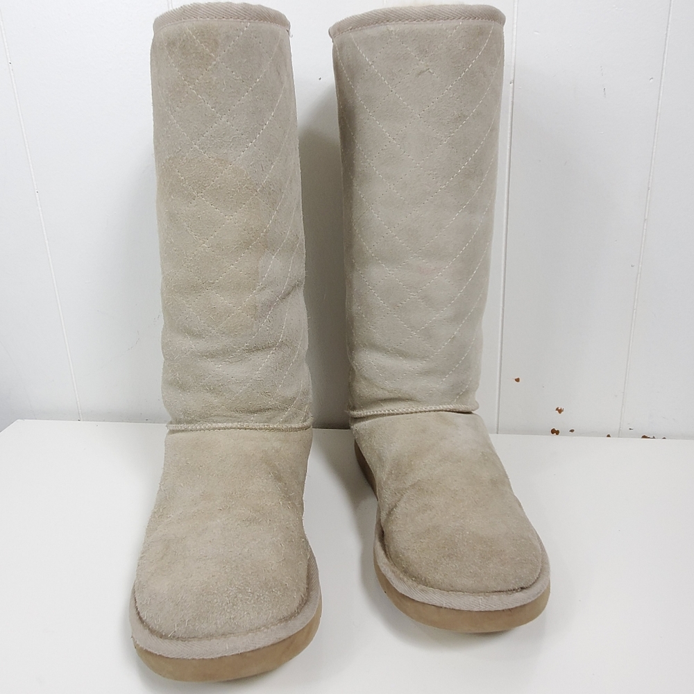 Ugg Classic tall boot 2 - Picture 5 of 12